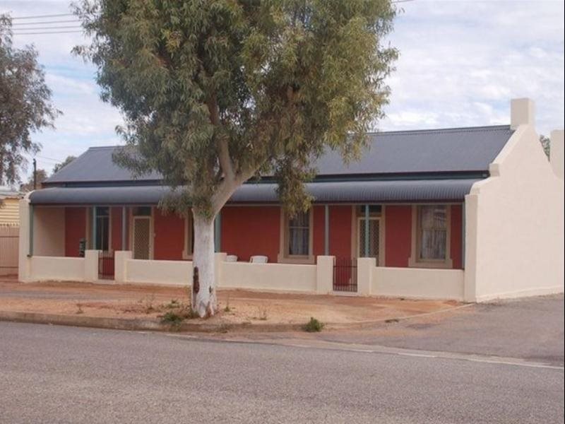 Jadan Cottages in Broken Hill, Australia