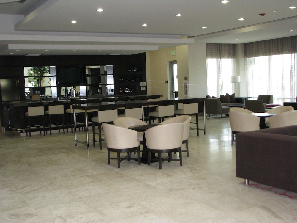 Embassy Suites Ontario Airport - photo 37