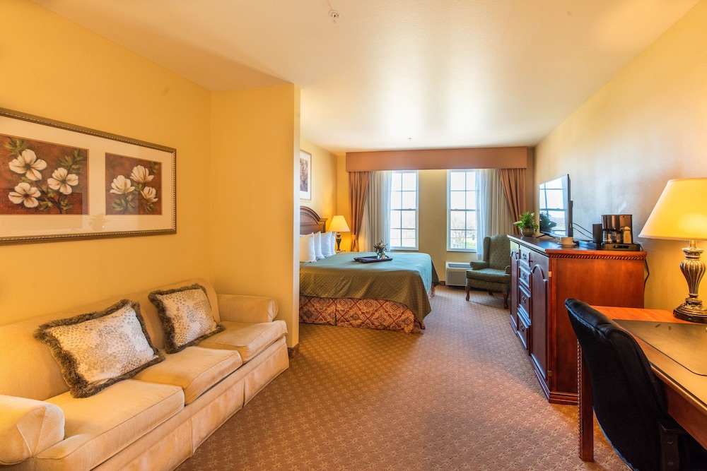 Natchez Grand Hotel & Suites On the River - photo 13