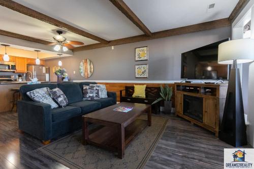 2Br Walk In Condo Near The 76 Strip Pool Free Tickets Included Cla 8 — 4-Star Luxury Hotel in Branson, United States