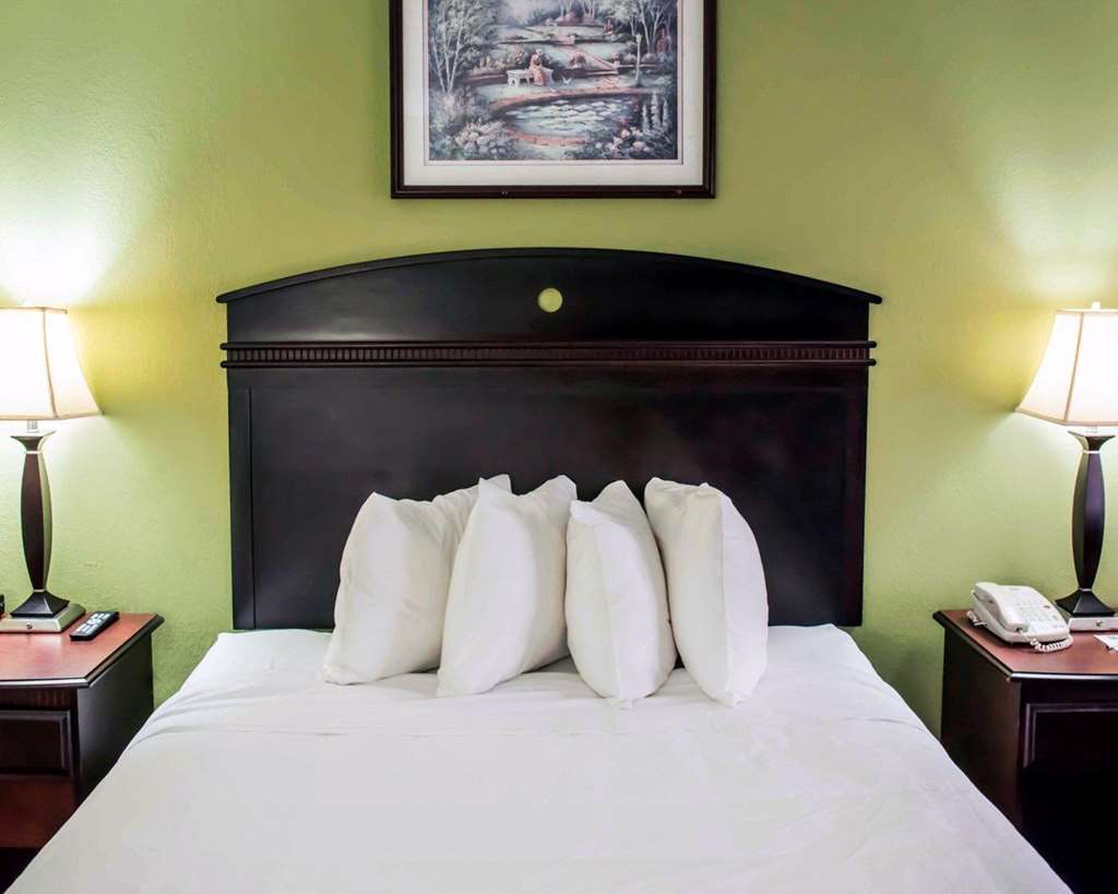 Quality Inn Chipley I 10 at Exit 120 - photo 10