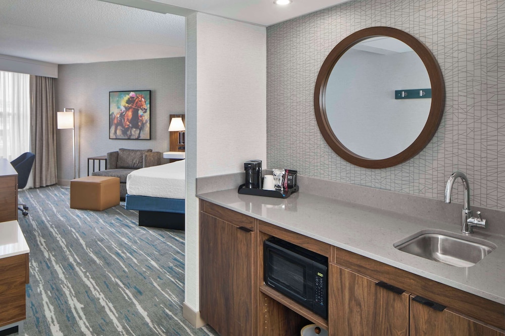 Hampton Inn & Suites Saratoga Springs Downtown - photo 24