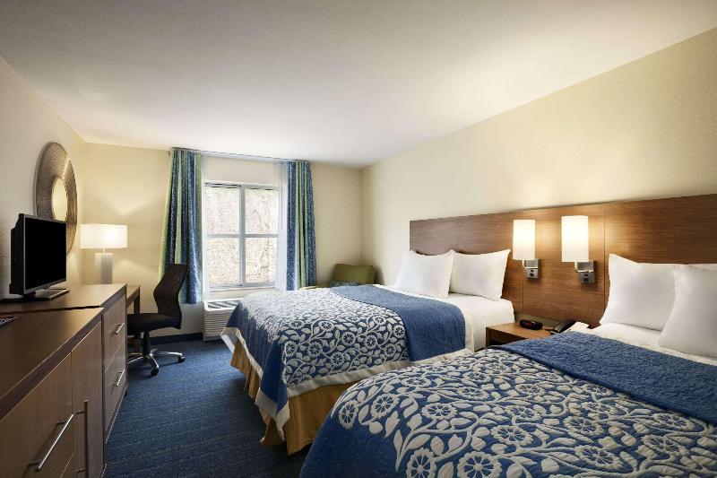 Sleep Inn & Suites Altoona North - photo 27