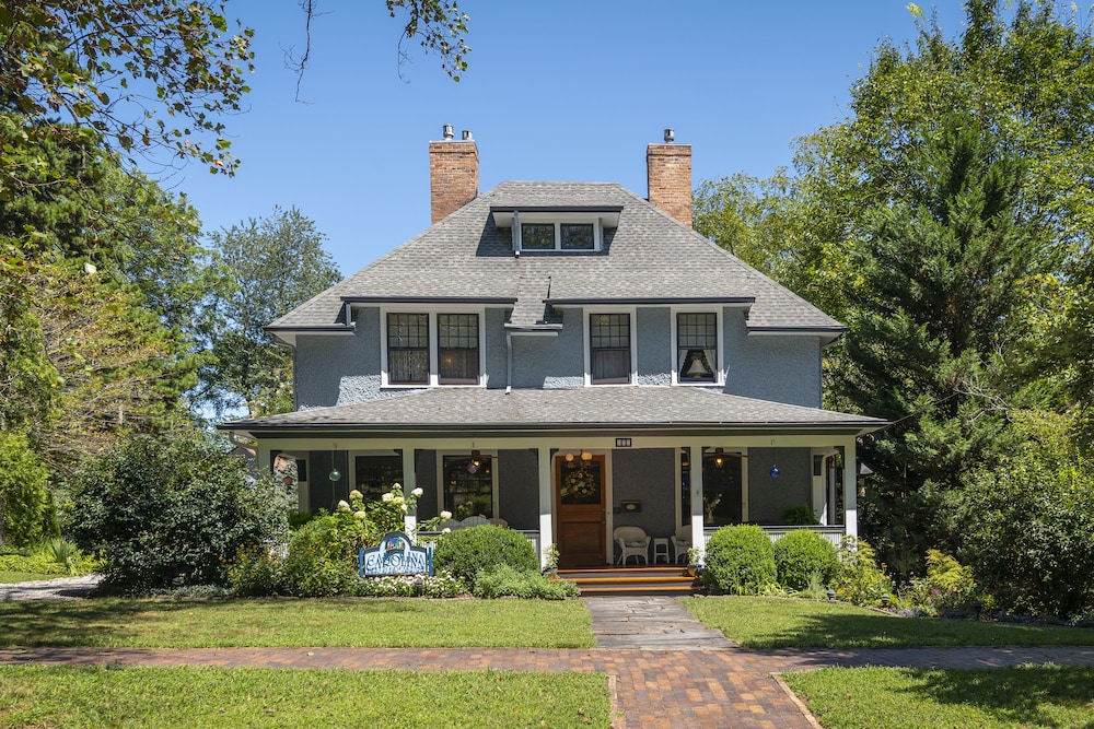 Carolina Bed & Breakfast — 4-Star Luxury Hotel in Asheville, United States