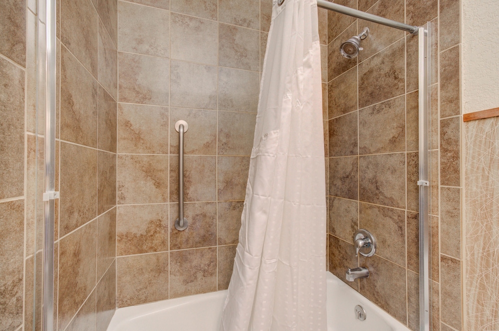 Holiday Inn West Yellowstone by IHG. - photo 96