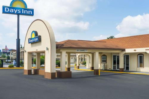 Days Inn by Wyndham Statesville — hotel in Statesville