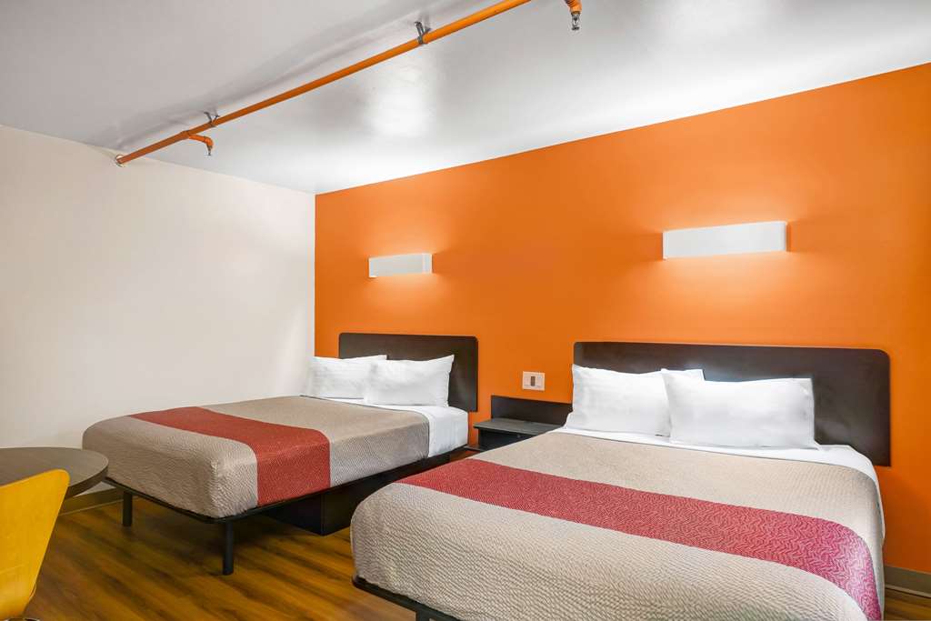Motel6 Ilion NY - photo 15