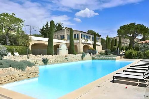 Joli Bastidon En Pierres Seches — Gordes