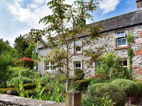 Yew Tree — 4-Star Luxury Hotel in Penrith, United Kingdom