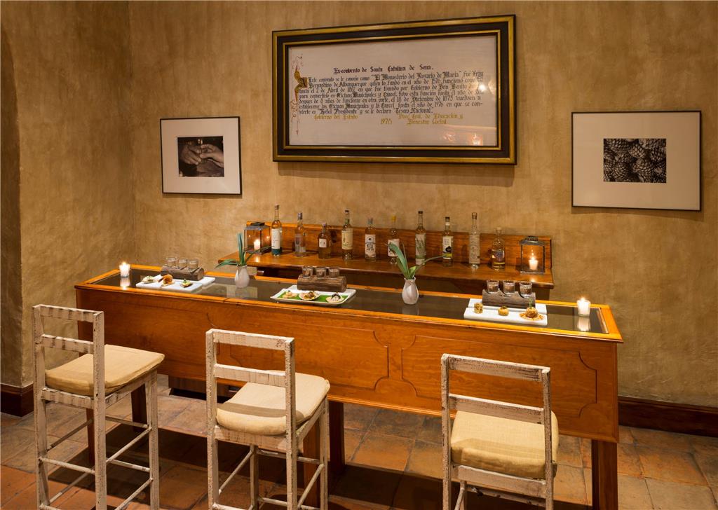 Novicias Bar