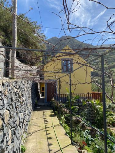 Casa Caminho Da Praia — 4-Star Luxury Hotel in Porto Da Cruz, Portugal