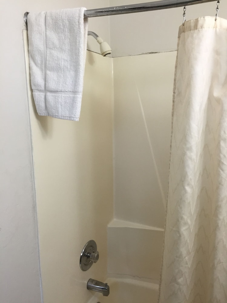 Double A Motel - photo 17