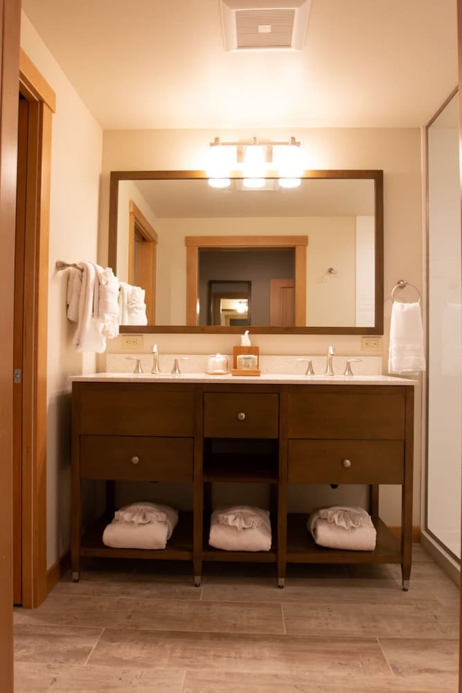 Inn at Cannon Beach - photo 12