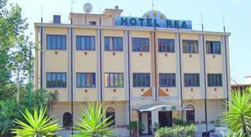 Hotel Rea — hotel in Casalnuovo Di Napoli