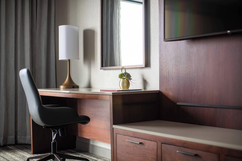 Kansas City Marriott Downtown - photo 13
