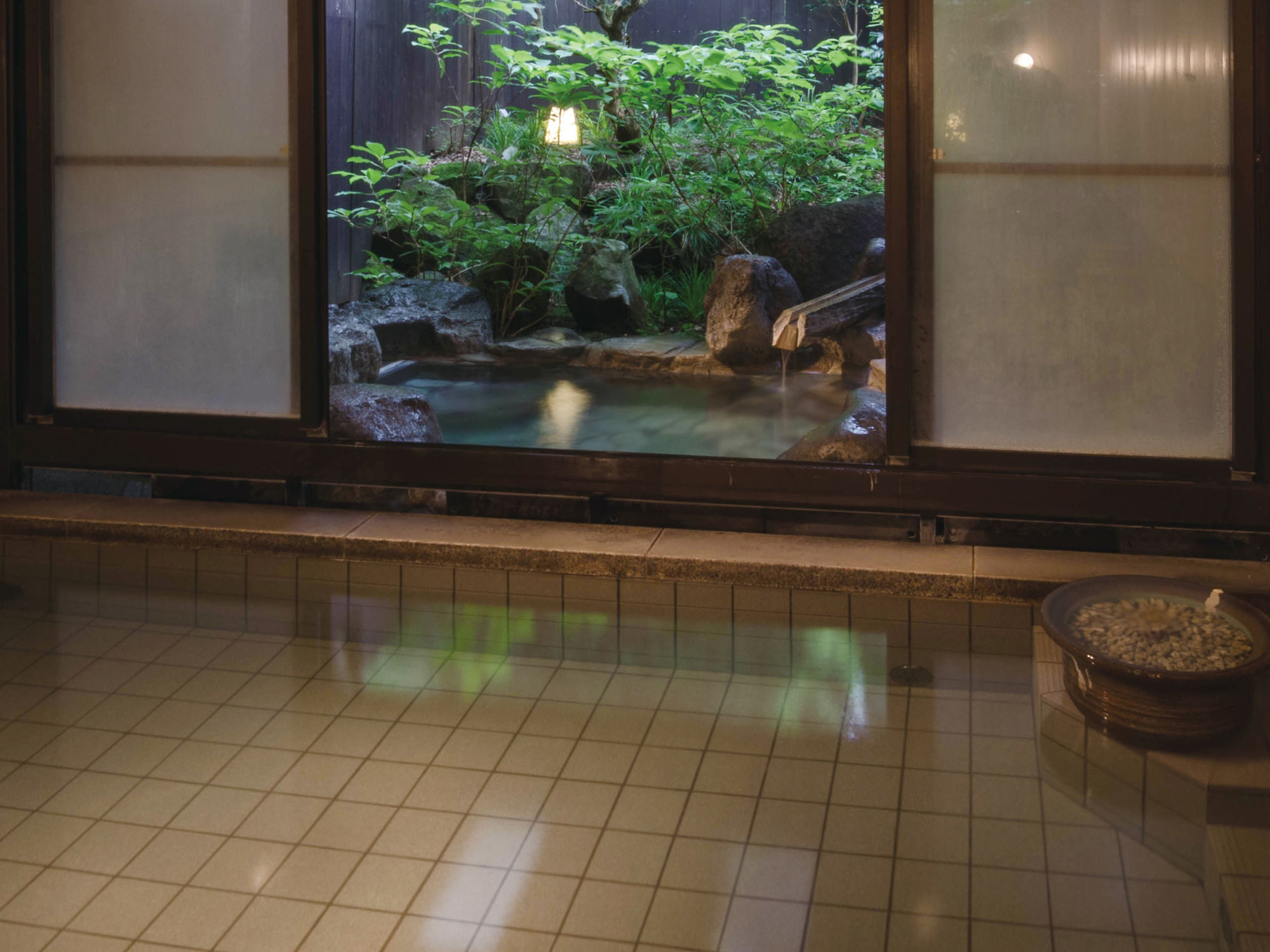 Yuugiriso - carbon neutral hotel in Hakone