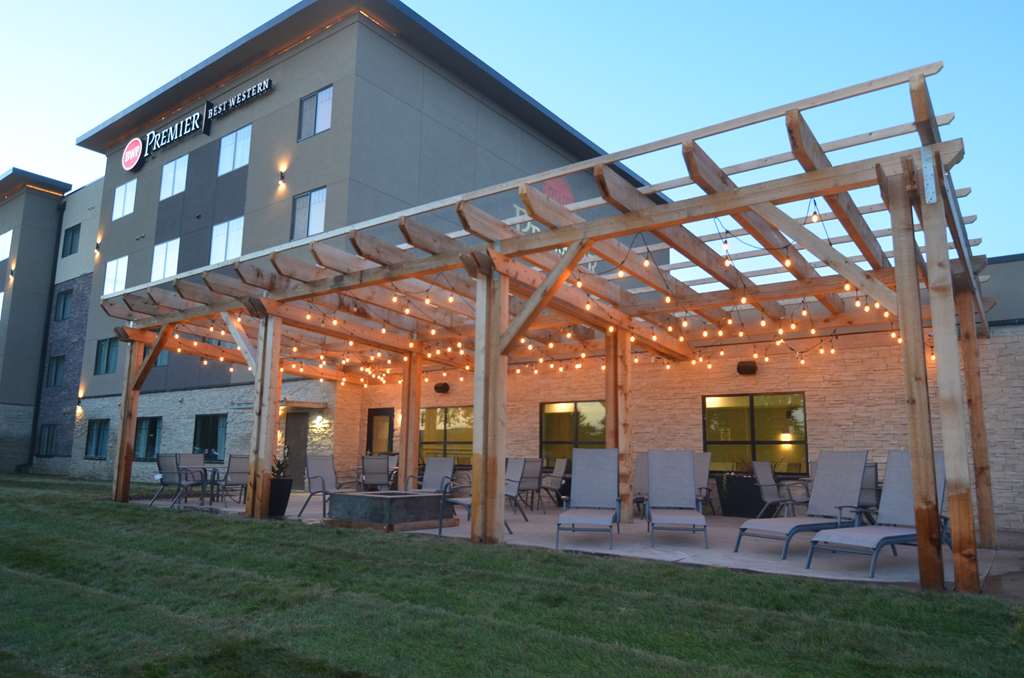 Best Western Premier Ankeny Hotel - photo 24