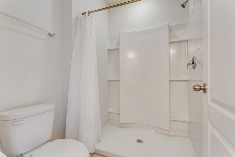 Amazing 7 Bedroom Solterra New Resort Home 7 Villa by Redawning - photo 37