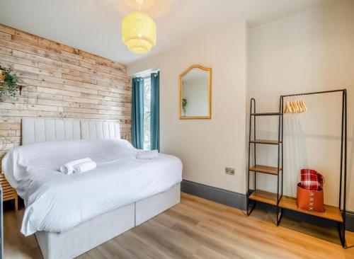 Betty's Townhouse Luxury 2 bed appt with parking