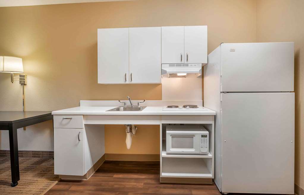 Extended Stay America Select Suites Peoria North - photo 14