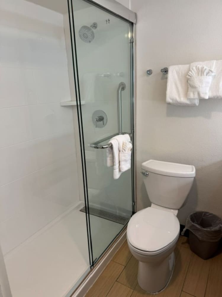 Holiday Inn Express Denver Central North by IHG - photo 10