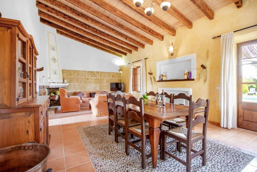 Hort de Can Roig — 4-Star Luxury Hotel in Pollenca, Spain