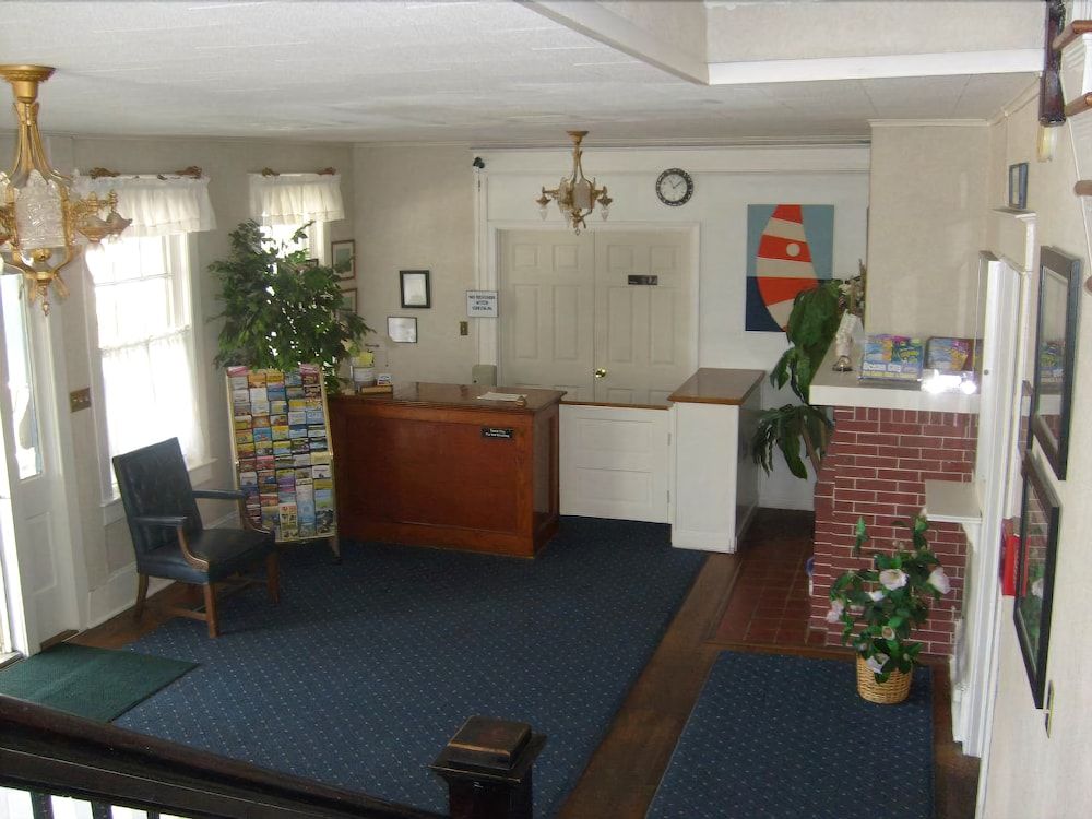 Surf Villa Hotel - photo 4