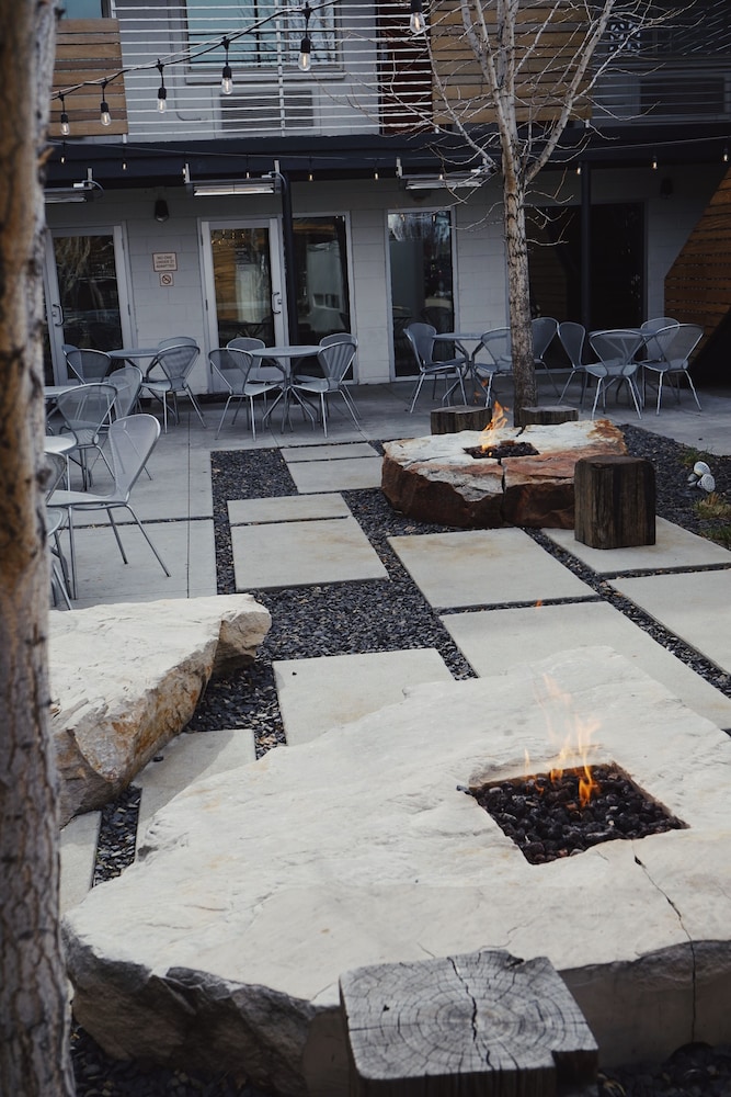 Modern Hotel - photo 91