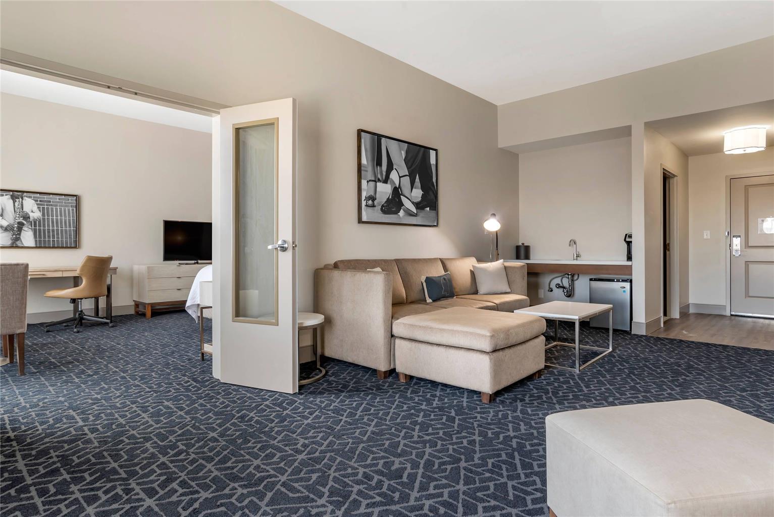 Lyric Hotel West End Trademark Collection by Wyndham - photo 36