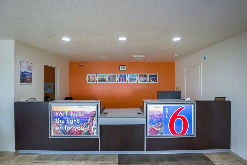 Motel 6 Madisonville TX - photo 26