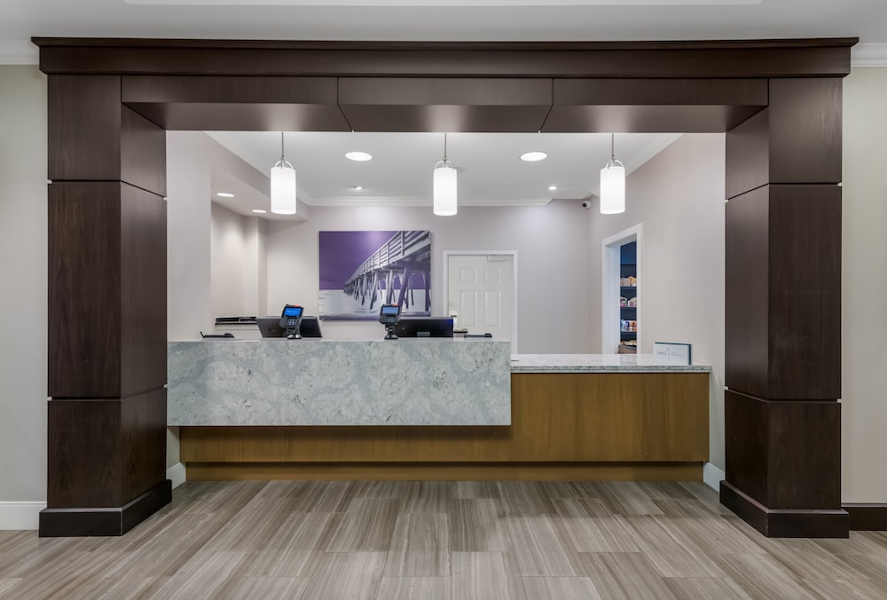 Staybridge Suites Chesapeake an IHG Hotel - photo 2