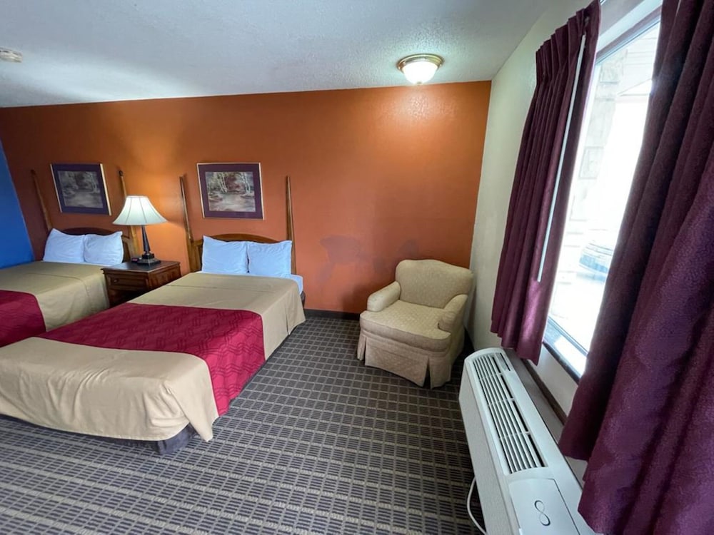 Knights Inn By Capital O Emporia I 35 - photo 34
