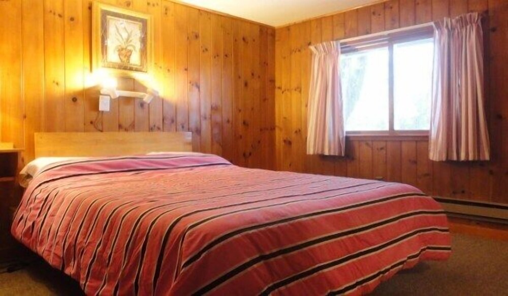 Magic View Motel - photo 4