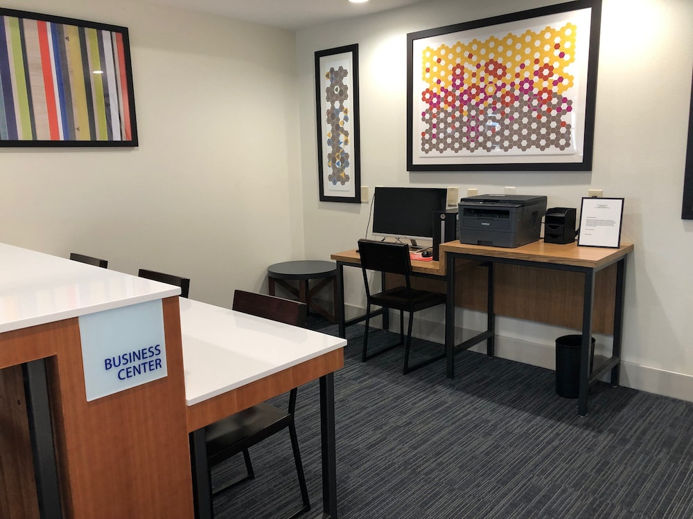 Holiday Inn Express & Suites Franklin KY by IHG - photo 48