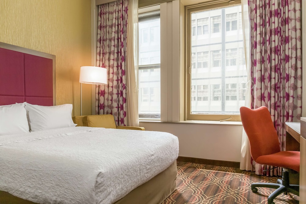 Hampton Inn Majestic Chicago Theatre District - photo 18