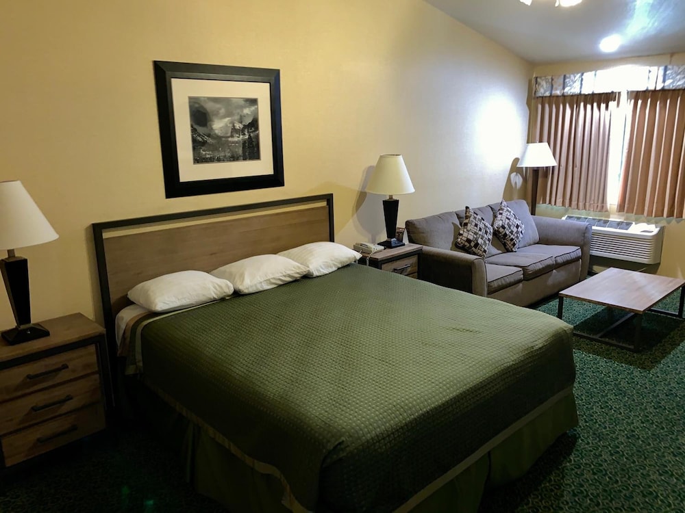 Yosemite View Lodge - photo 21