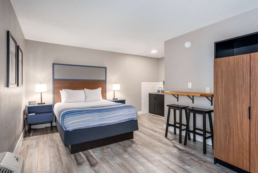 AmericInn by Wyndham New Richmond - photo 47