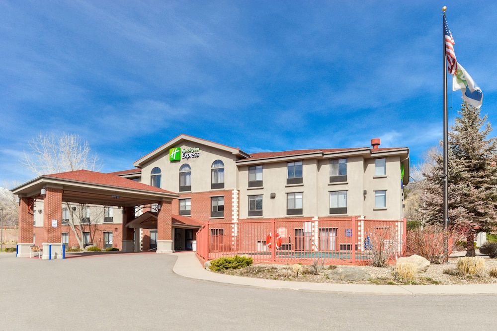 Holiday Inn Express Glenwood Springs - photo 39