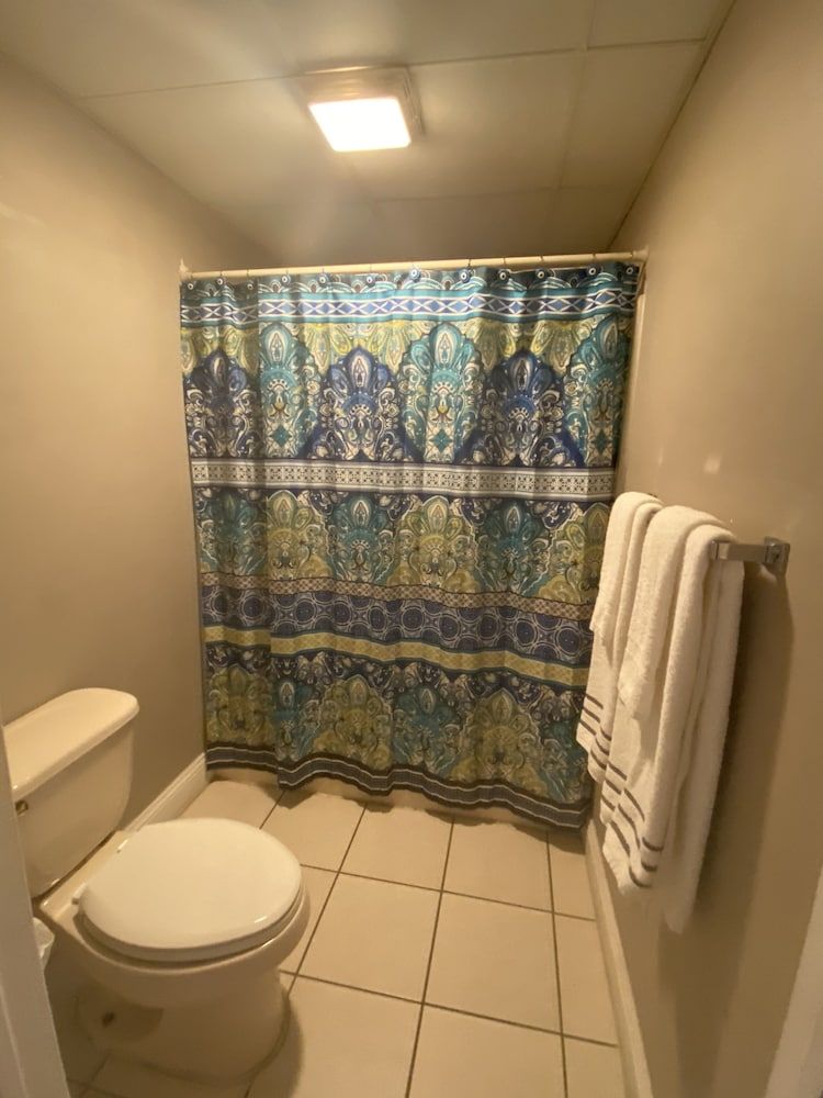 Scottish Inns and Suites - photo 4