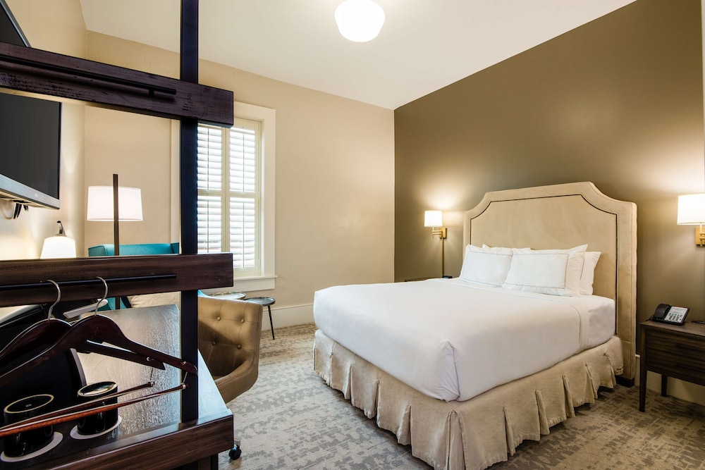 Hotel Florence Tapestry Collection by Hilton - photo 10