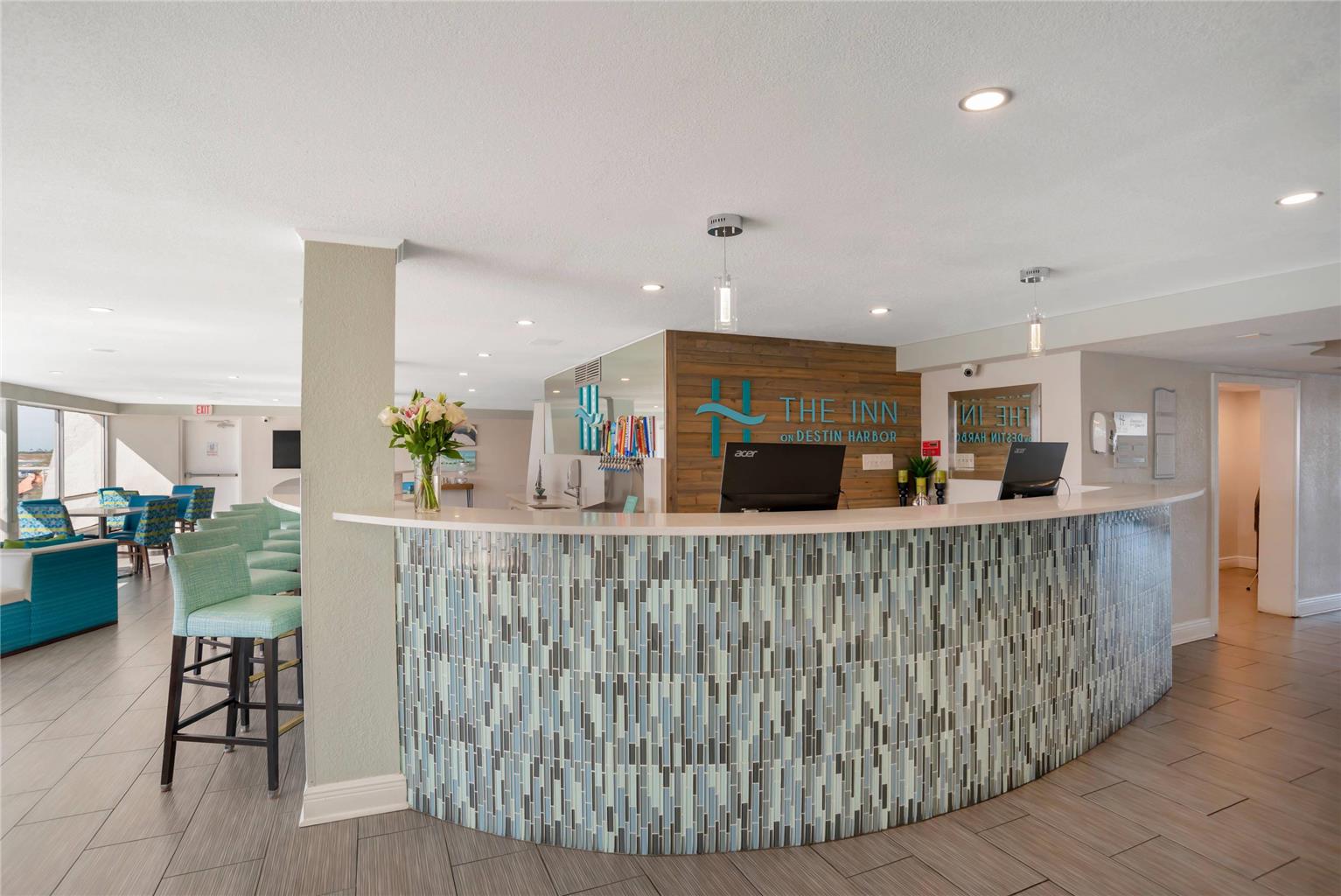 Inn on Destin Harbor an Ascend Collection Hotel - photo 4