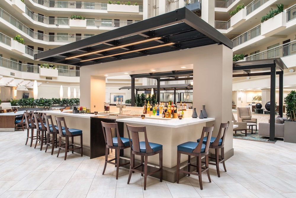 Embassy Suites by Hilton Seattle Tacoma International Airport - photo 48