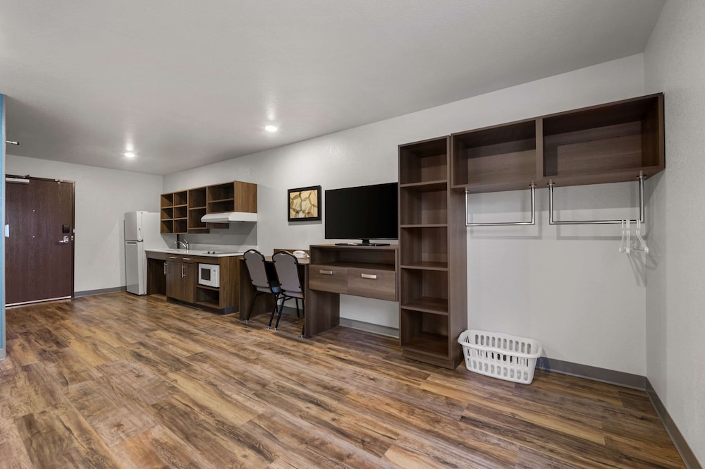 Woodspring Suites Yorktown Newport News - photo 14