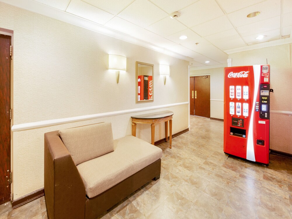 FairBridge Hotel & Conference Center East Hanover - photo 32
