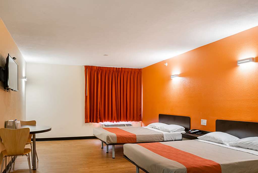 Motel6 New Orleans LA Near Downtown - photo 8