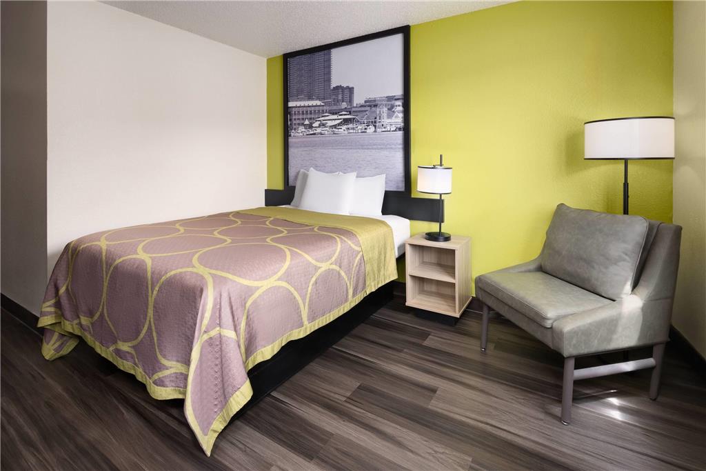 Super 8 by Wyndham South Boston VA - photo 23