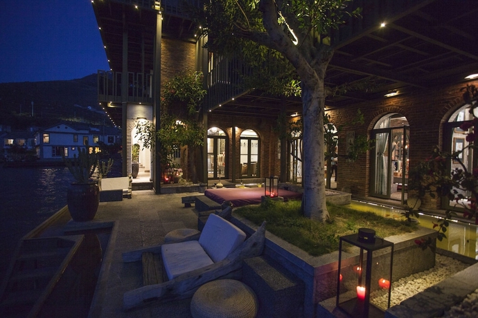 Dali 2013 Art Hotel — 4-Star Luxury Hotel in Dali, People's Republic of China