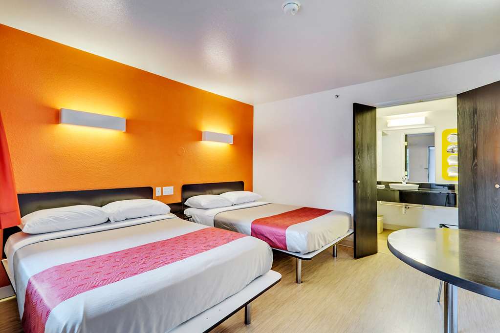 Motel 6 Linthicum Heights MD BWI Airport - photo 11