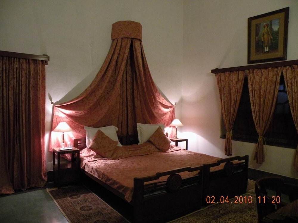 Bhanwar Vilas Palace — Karauli — photo 4