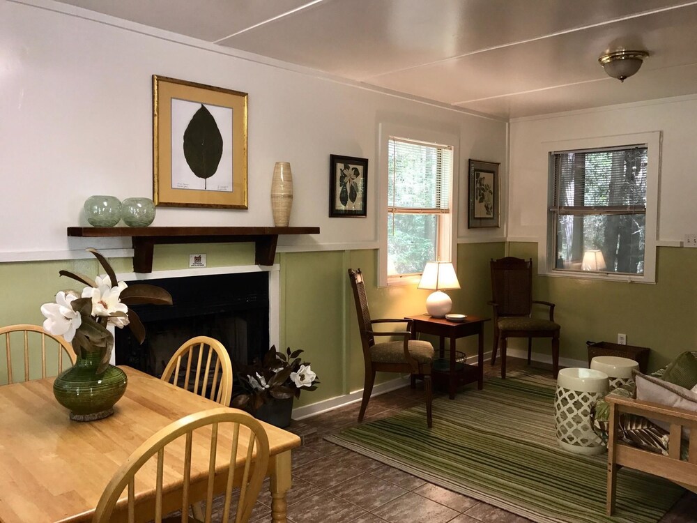 Adventures Unlimited Resort in Milton, United States